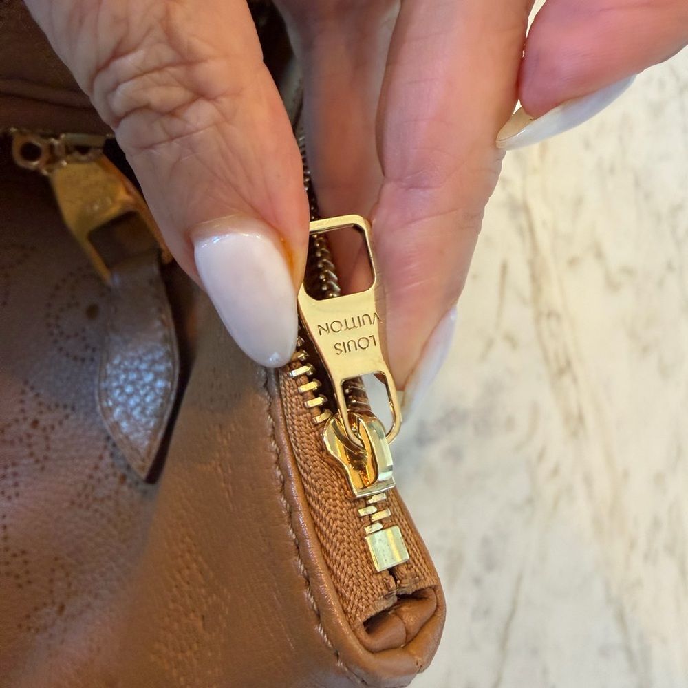 Louis Vuitton Caramel Crossbody Handbag with Bag Charm and Pouchette - Picture 12 of 16